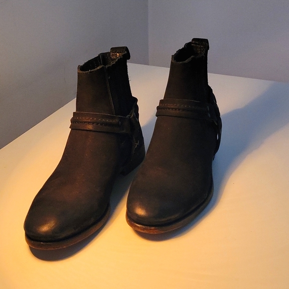 All Saints Dakot Leather Booties with Harness and Leather Sole. Size 39 (8.5 US) - Picture 7 of 13
